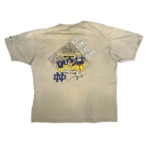 Vintage Notre‎ Dame Fighting Irish Football Faded Champion T Shirt XLarge